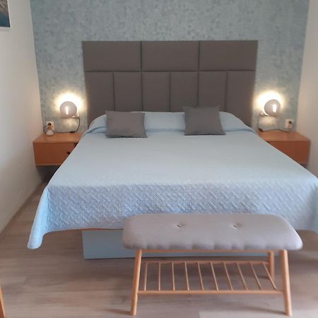 Guesthouse Apartment Bozica Bol Eksteriør bilde