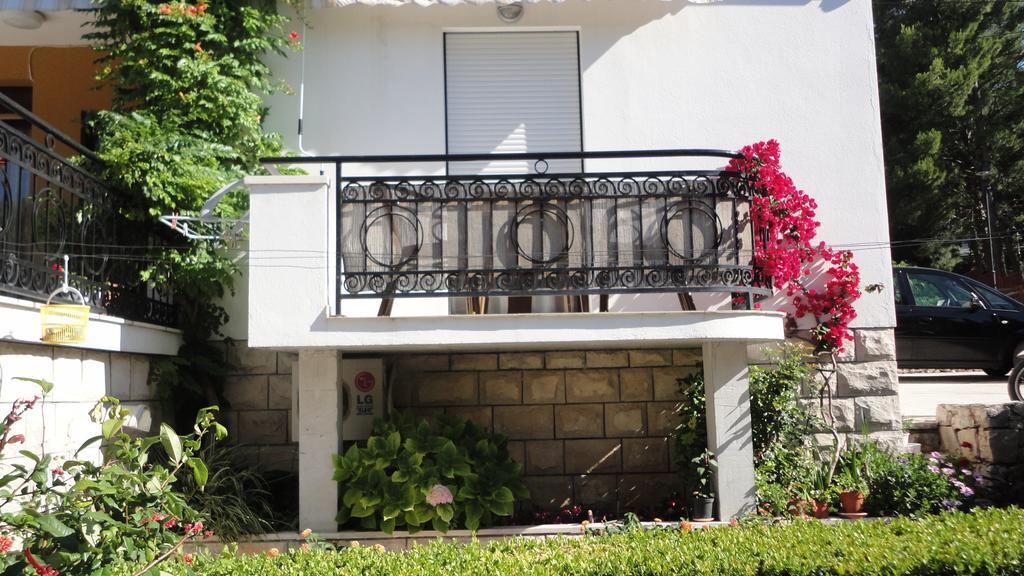 Guesthouse Apartment Bozica Bol Rom bilde