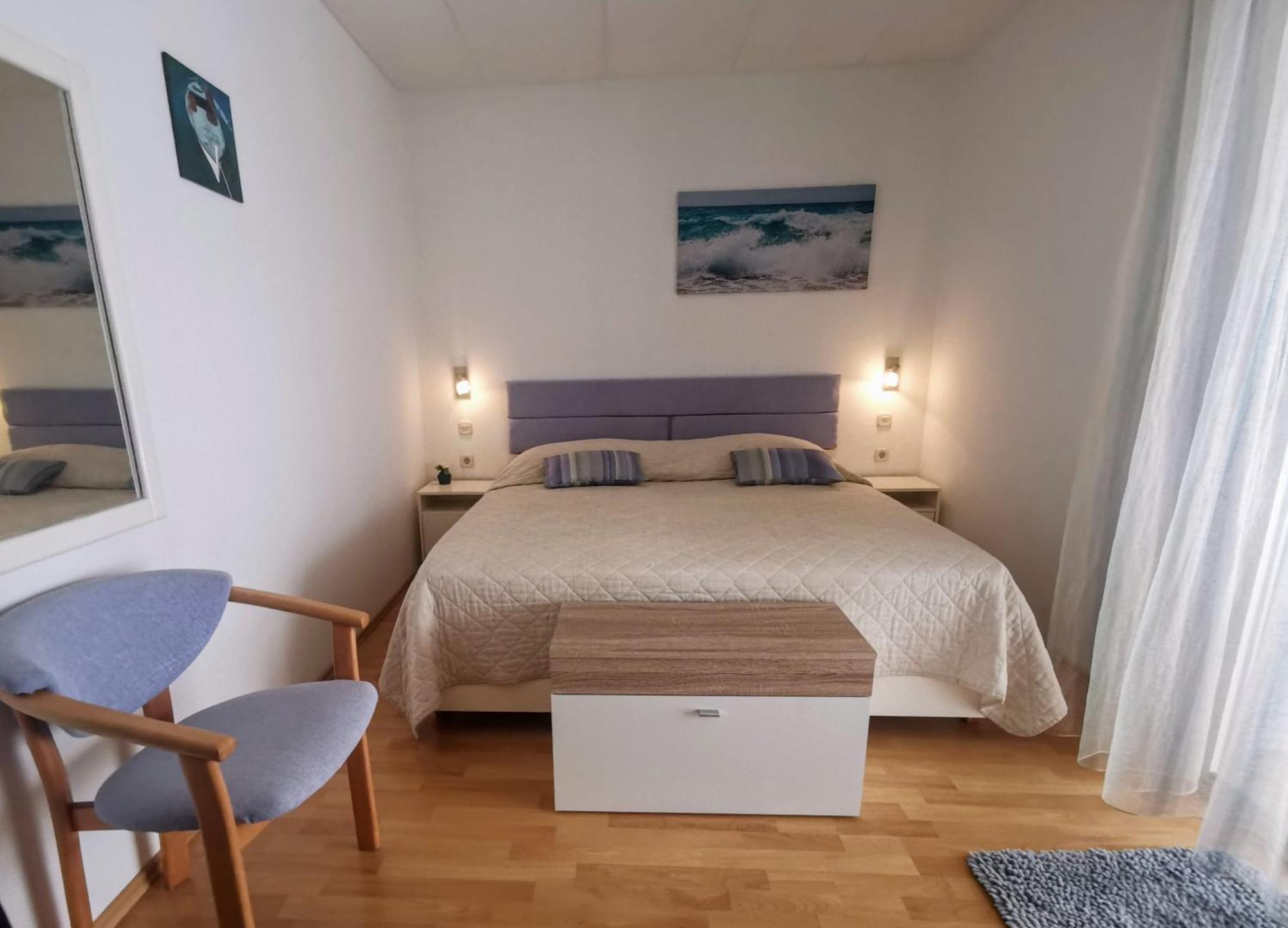 Guesthouse Apartment Bozica Bol Eksteriør bilde